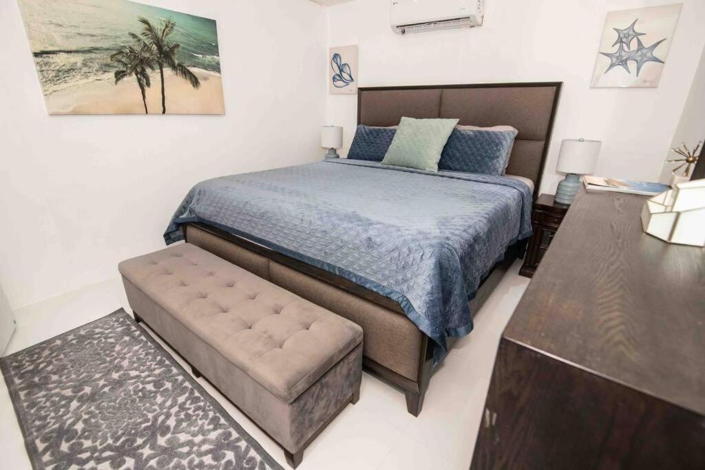 Modern 2Br With Kingbed In The Heart Of Isla Verde Strip Lejlighed San Juan Eksteriør billede